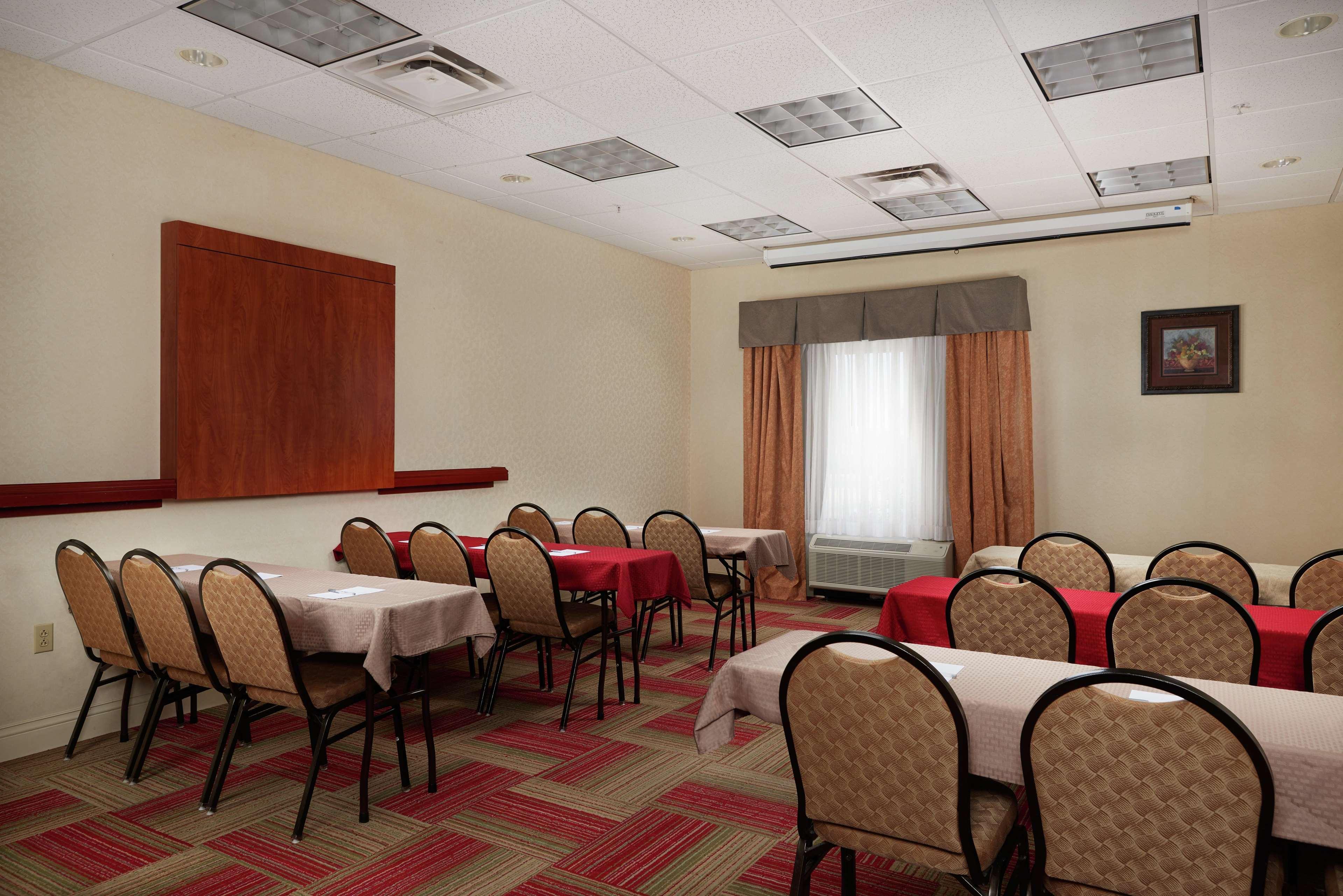 Hampton Inn & Suites Розуэлл Экстерьер фото