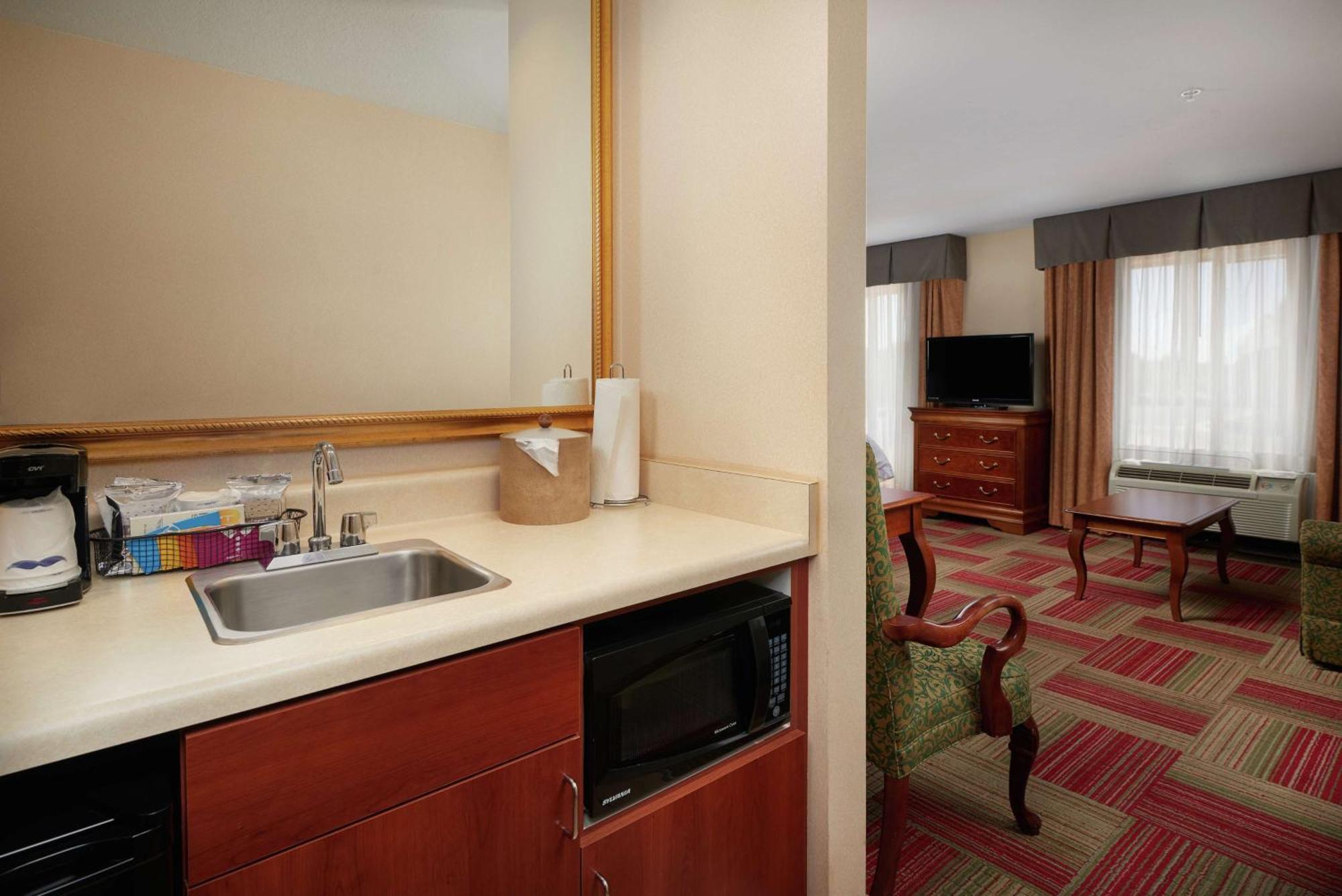 Hampton Inn & Suites Розуэлл Экстерьер фото