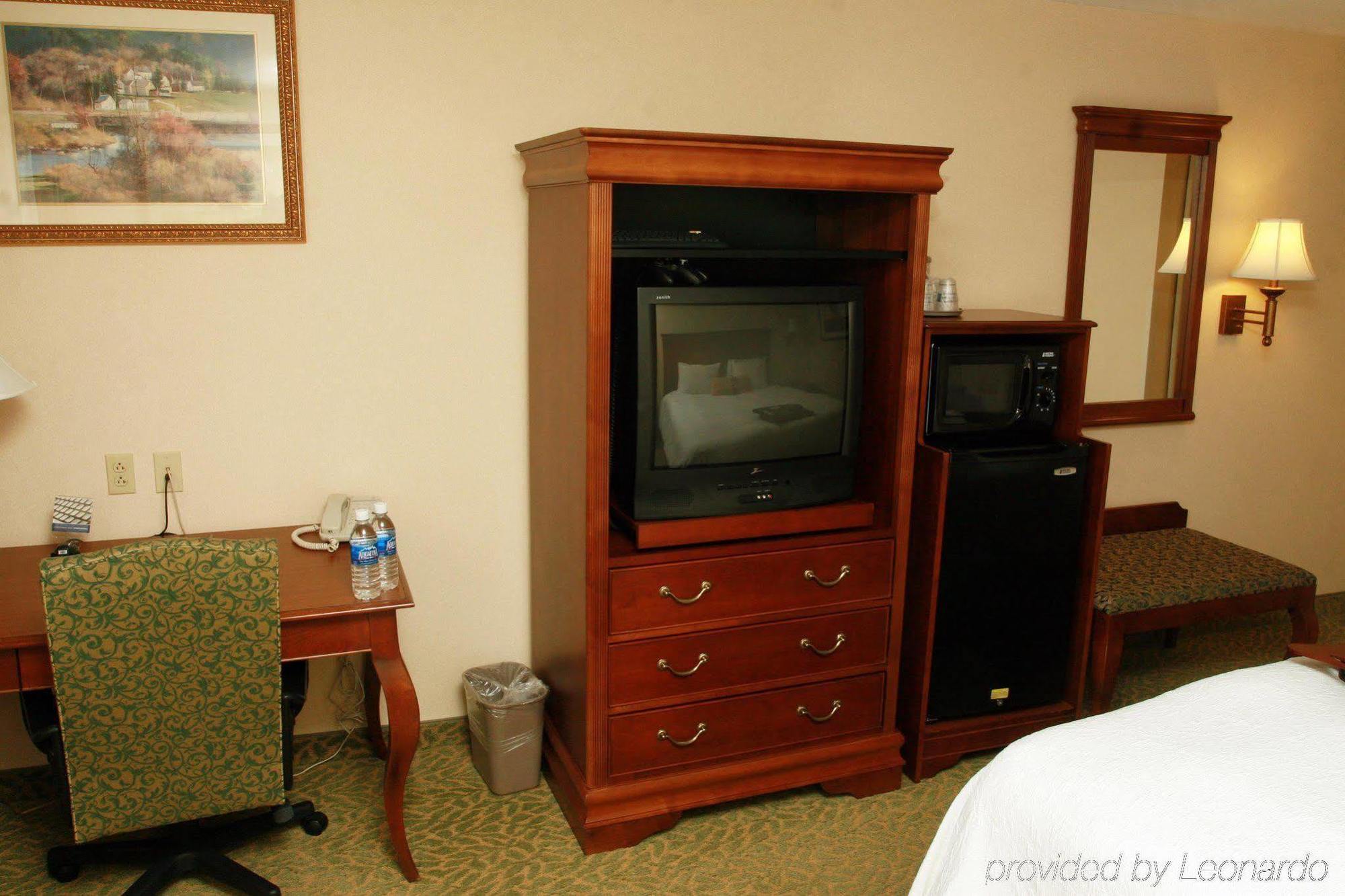 Hampton Inn & Suites Розуэлл Номер фото