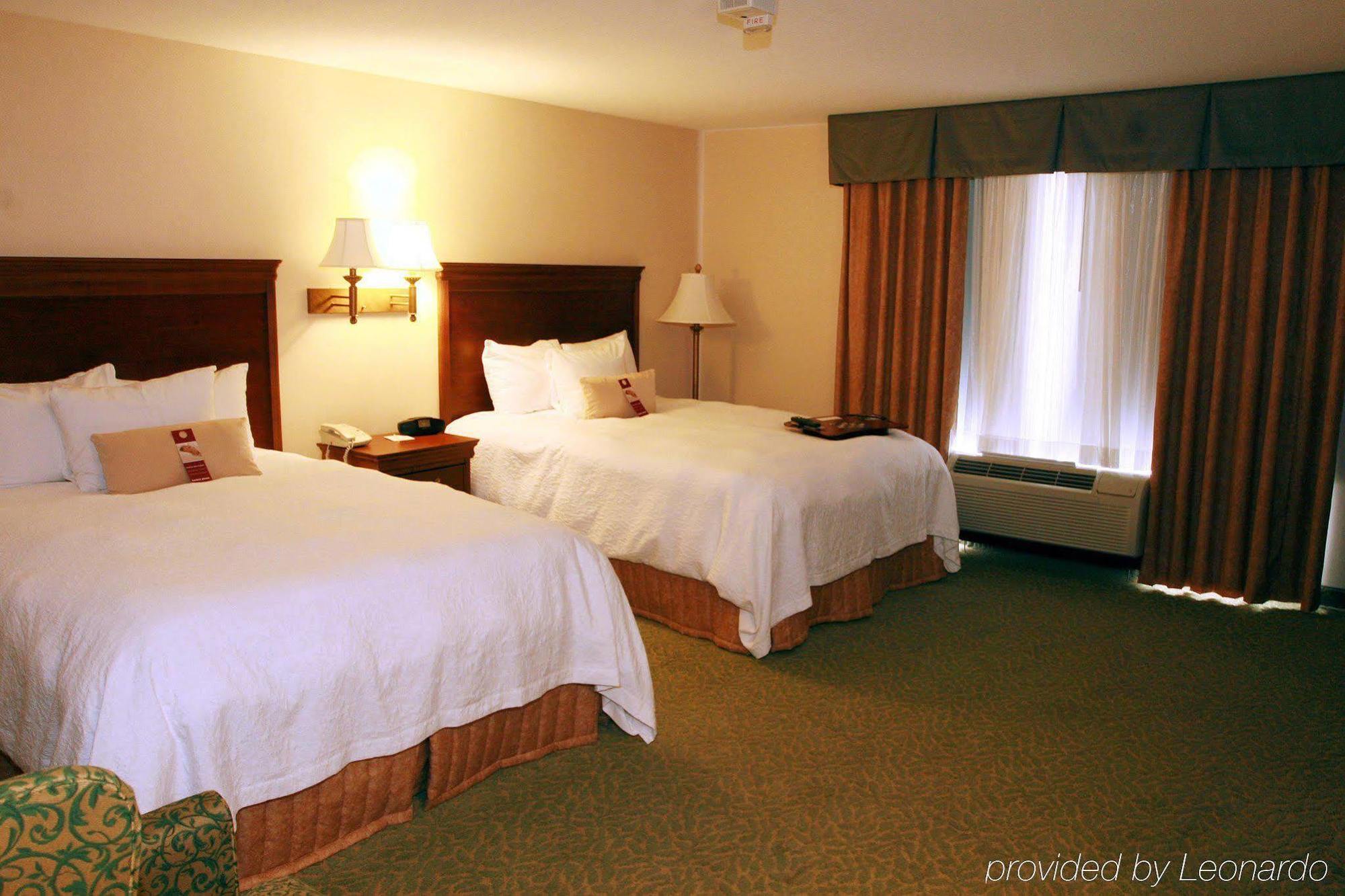 Hampton Inn & Suites Розуэлл Номер фото