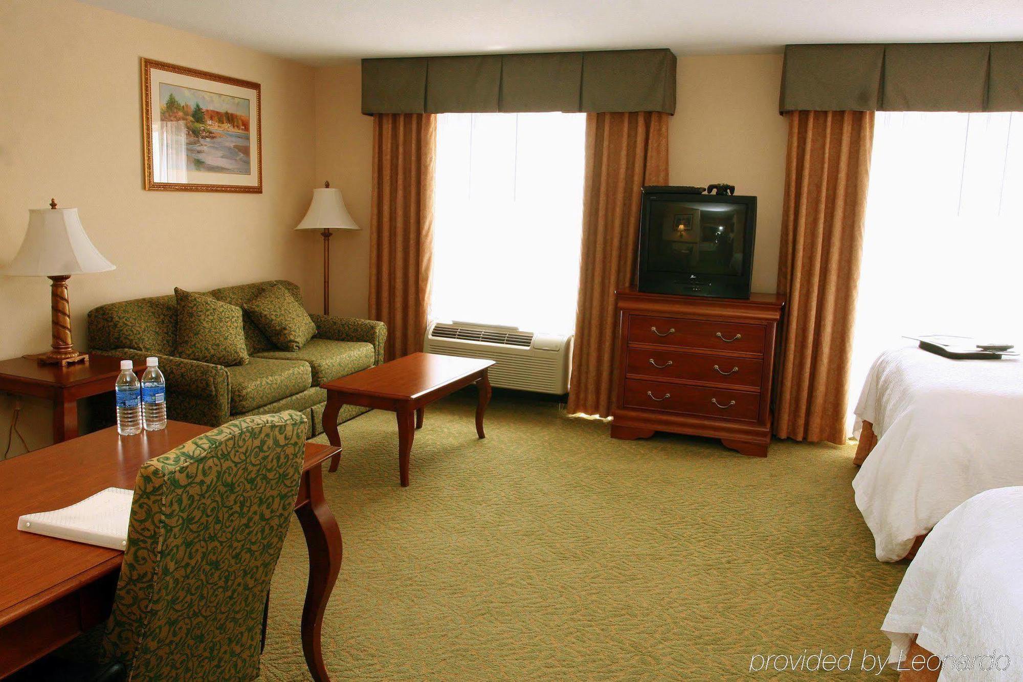 Hampton Inn & Suites Розуэлл Номер фото